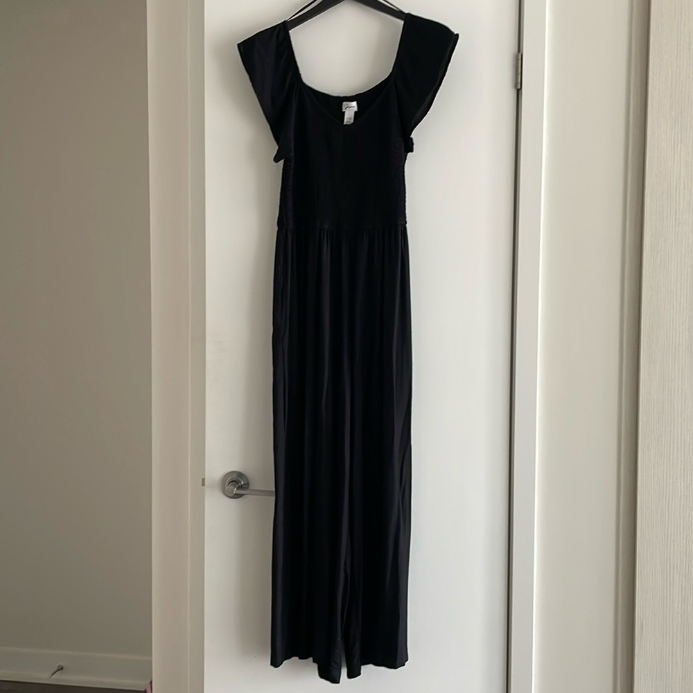 Japna Black Jumpsuit with Pockets.